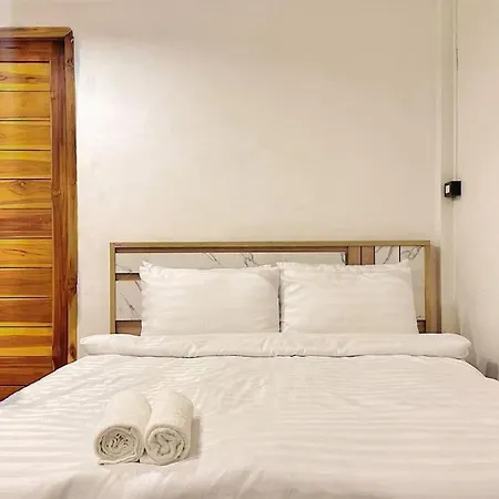 Chubby 5 Room 4